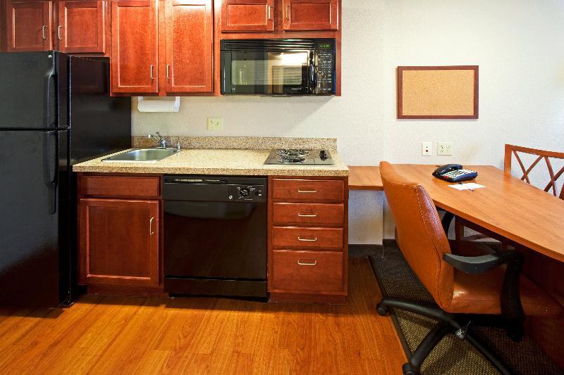 Candlewood Suites Fort Lauderdale Airport-Cruise By Ihg Exterior foto